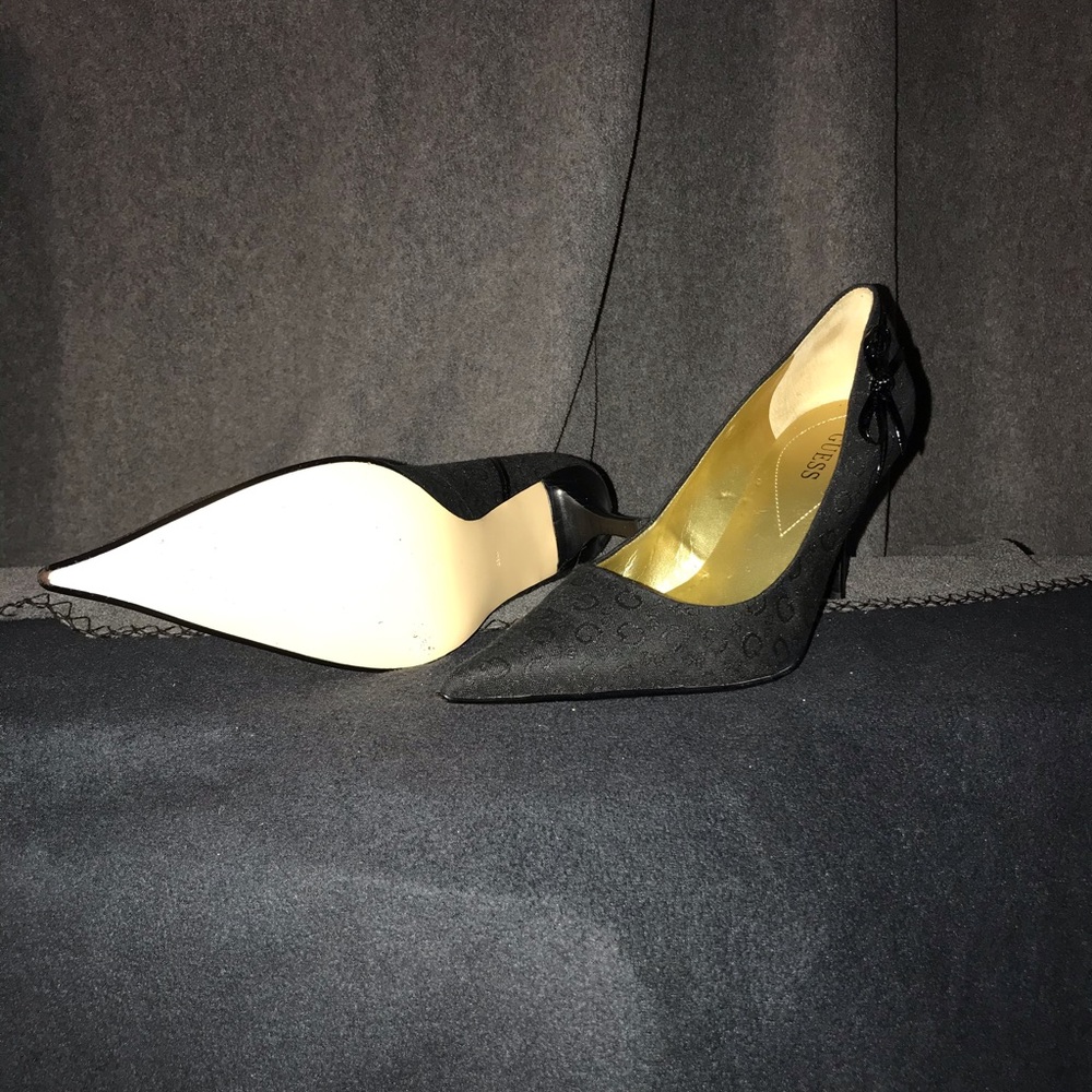 Shoes - Picture 2 of 3